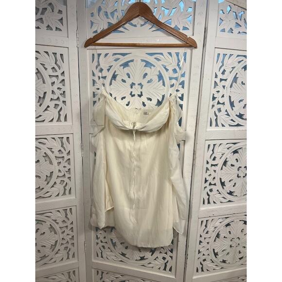 House of CB Babydoll Ivory Chiffon Halter Mini Dress Size M Medium - Picture 5 of 10